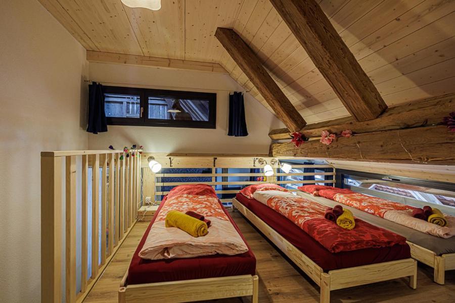 Uelis-Stoeckli-Gaestezimmer Auf Bauernhof Mit Billiard Und Alpakatrekking Meikirch エクステリア 写真